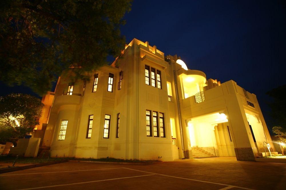 Visalam Chettinad Palace - A Cgh Earth Experience Kānādukāttān Bagian luar foto