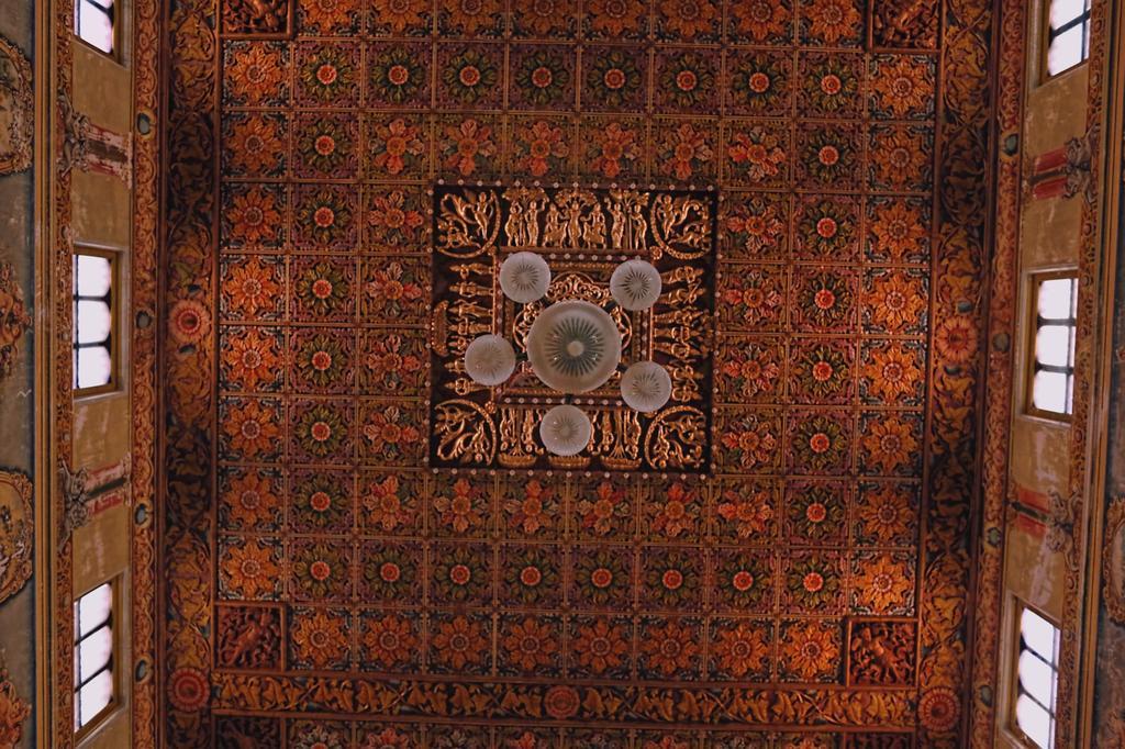 Visalam Chettinad Palace - A Cgh Earth Experience Kānādukāttān Bagian luar foto