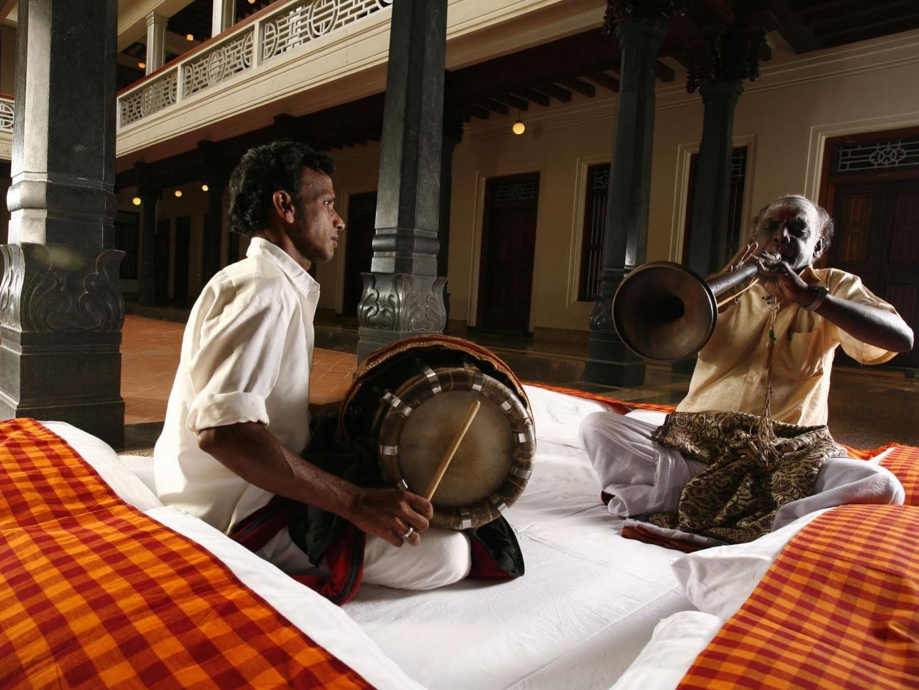 Visalam Chettinad Palace - A Cgh Earth Experience Kānādukāttān Bagian luar foto
